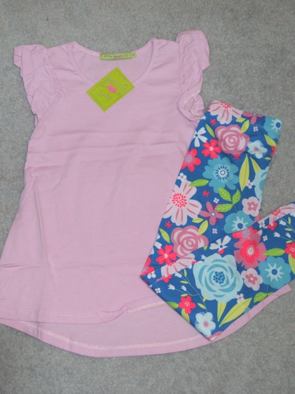 Girls' Pink Ruffle Sleeve Top with Blue Floral Legging set